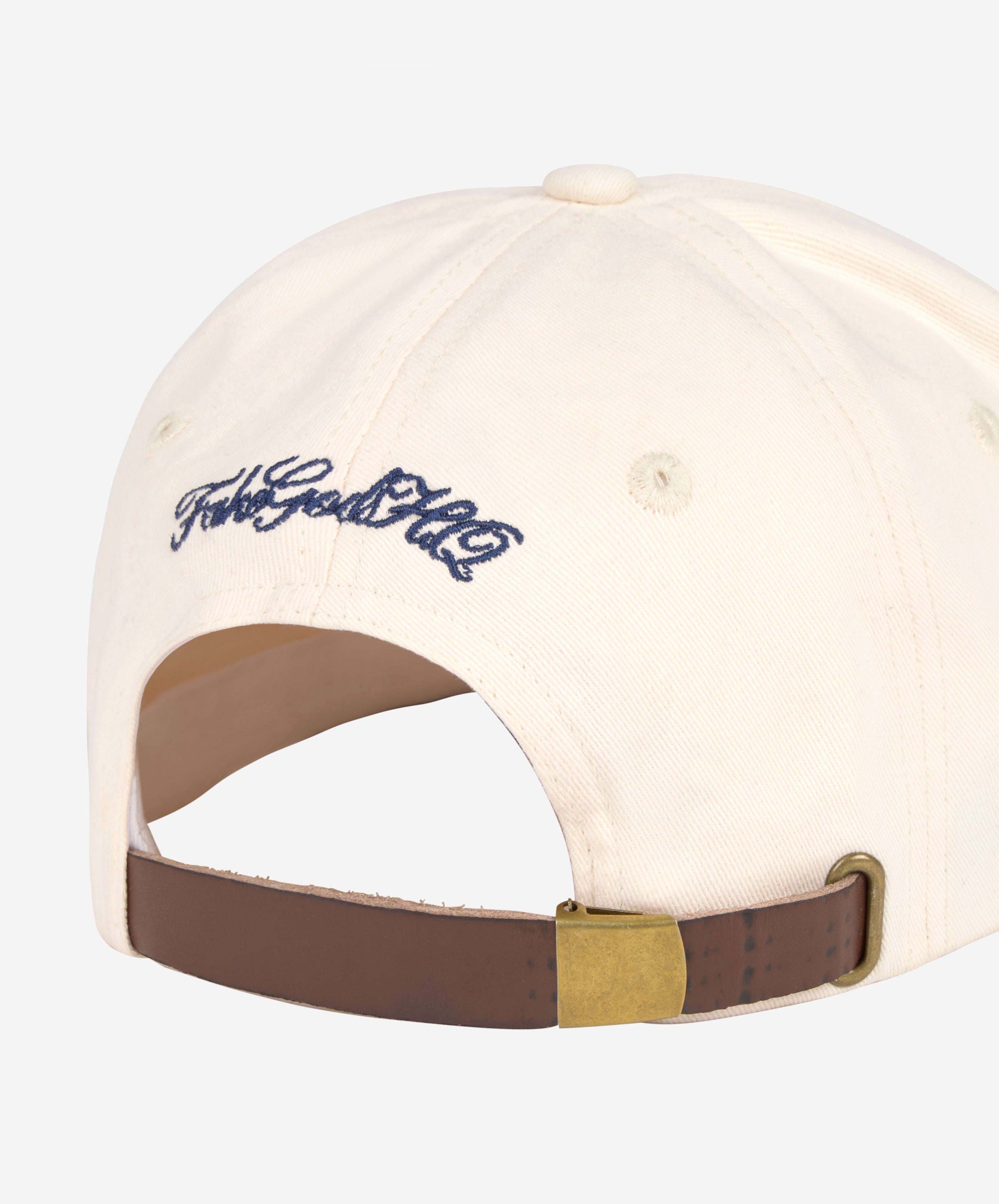 DESIGNED TO PERFORM CAP CREAM-NAVY 7 DESIGNED TO PERFORM CAP CREAM-NAVY