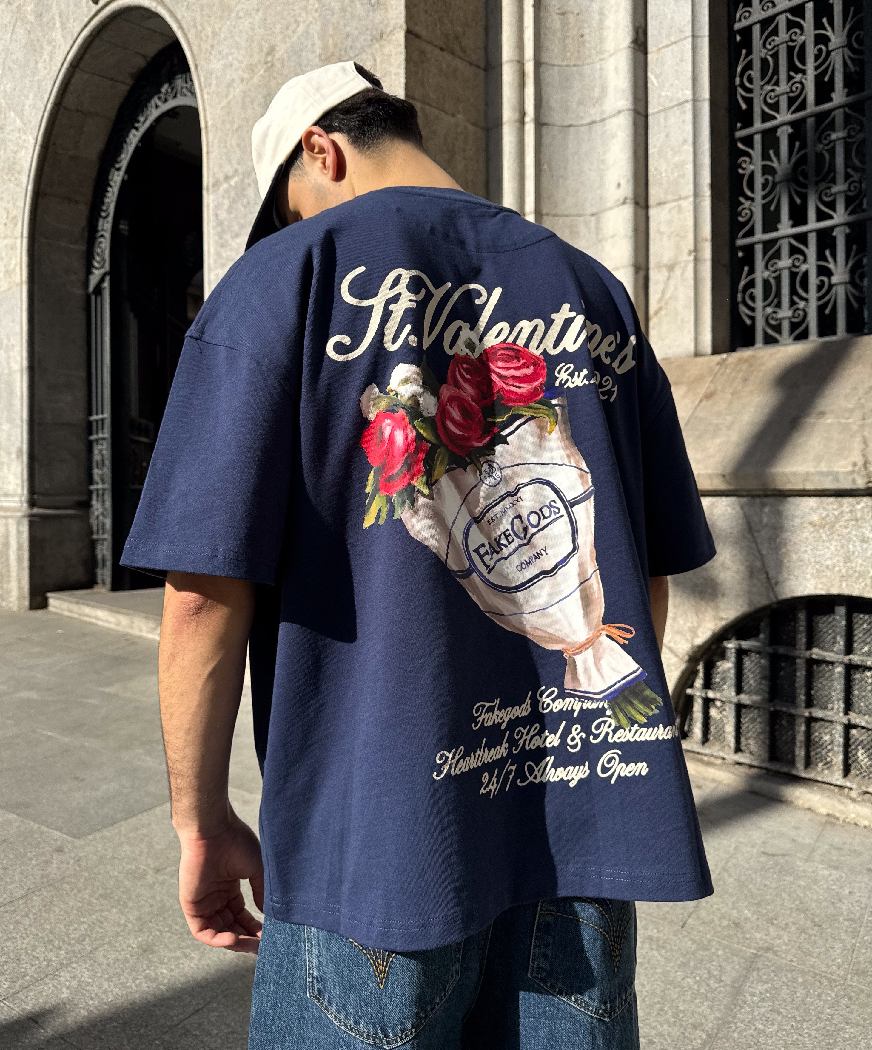 ROSE BOUQUET TEE NAVY 3 ROSE BOUQUET TEE NAVY