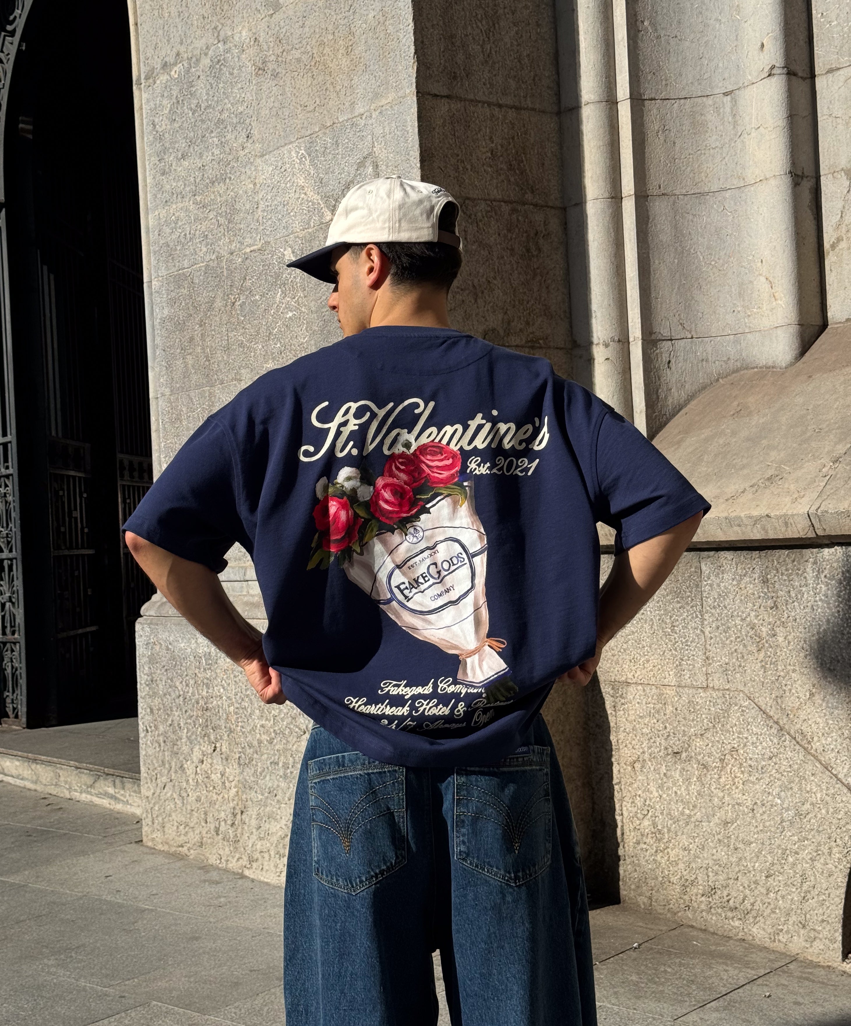 ROSE BOUQUET TEE NAVY 7 ROSE BOUQUET TEE NAVY