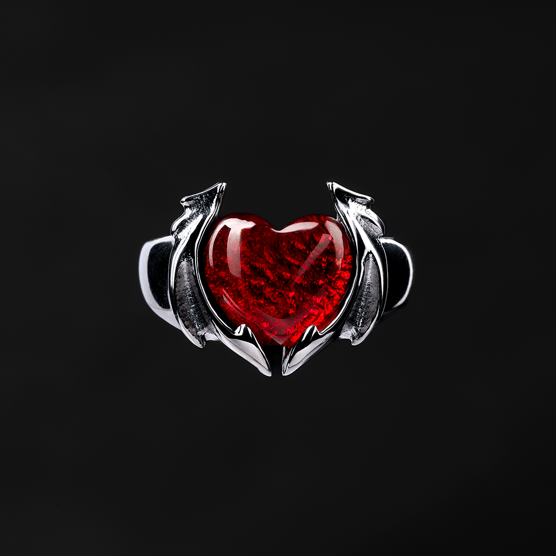 Carmilla - Ring